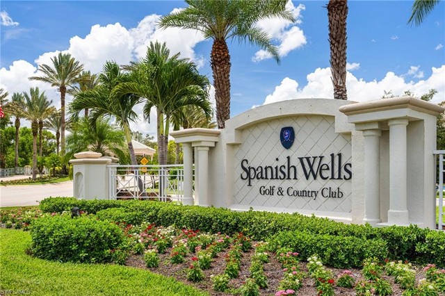 Spanish Wells Homes & Condos For Sale in Bonita Springs Florida